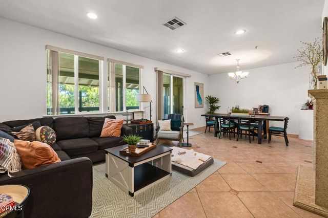 1518 Windshore Way, Oxnard, CA 93035