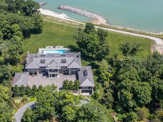595 Circle Lane, Lake Forest, IL 60045