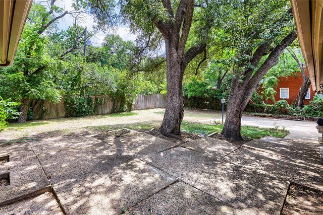 6606 Stonebrook Circle, Dallas, TX 75240