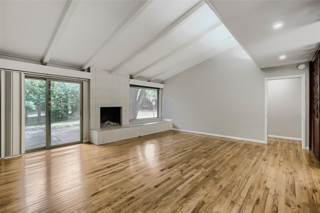 6606 Stonebrook Circle, Dallas, TX 75240