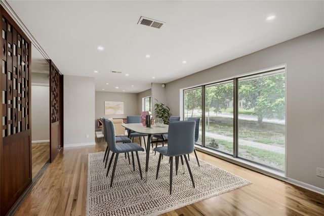 6606 Stonebrook Circle, Dallas, TX 75240