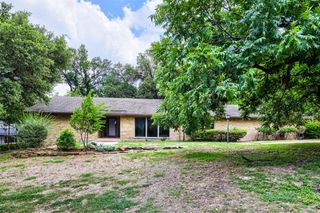 6606 Stonebrook Circle, Dallas, TX 75240