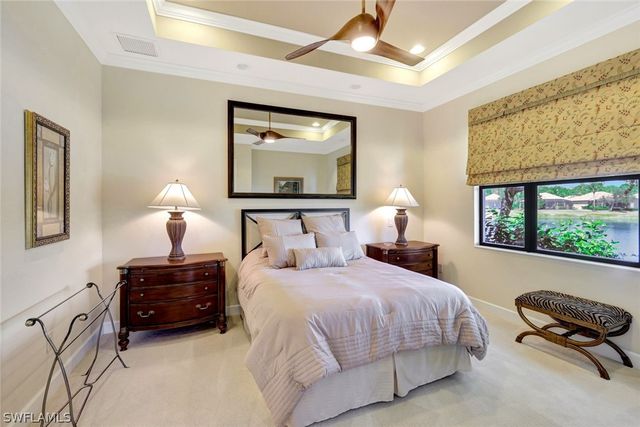 9142 Isla Bella CIR, Bonita Springs, FL 34135