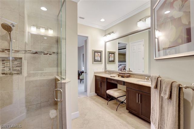 9142 Isla Bella CIR, Bonita Springs, FL 34135