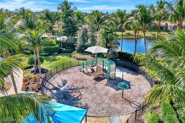 9142 Isla Bella CIR, Bonita Springs, FL 34135