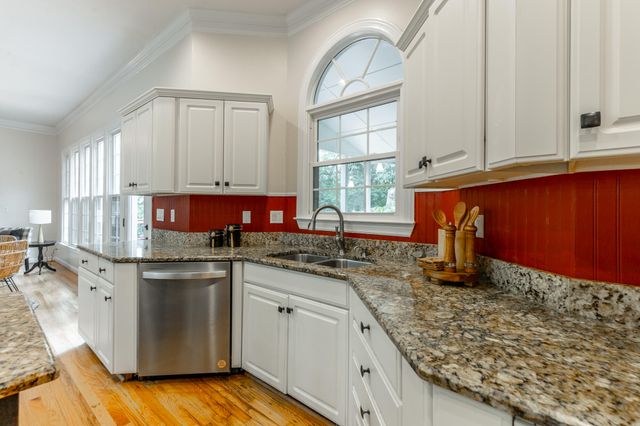 9403 Magical Drive, Chattanooga, TN 37421