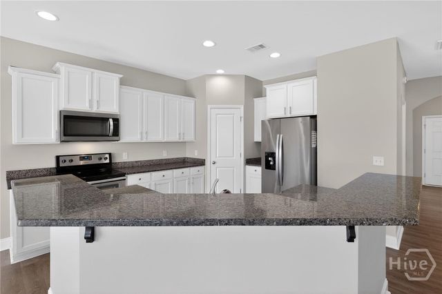 4 Bridlington Way, Savannah, GA 31407