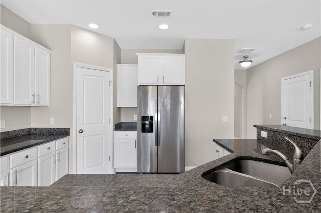 4 Bridlington Way, Savannah, GA 31407