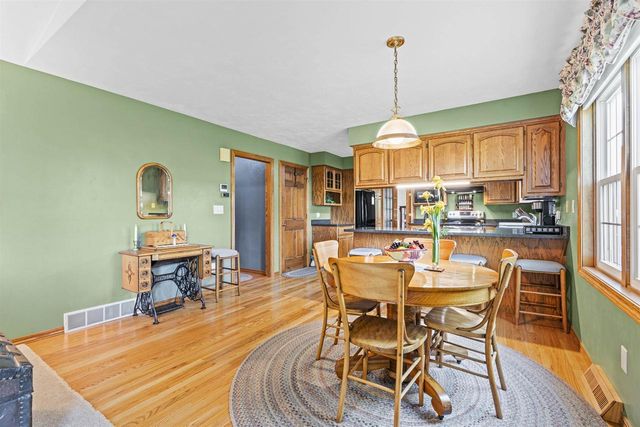 N340 TAMARACK CIRCLE, Appleton, WI 54915