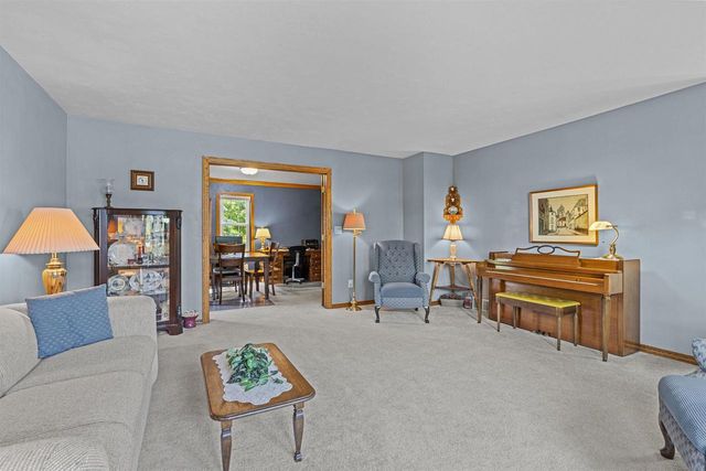 N340 TAMARACK CIRCLE, Appleton, WI 54915