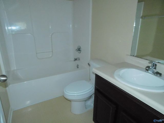130 Lockport Drive, Harvest, AL 35748