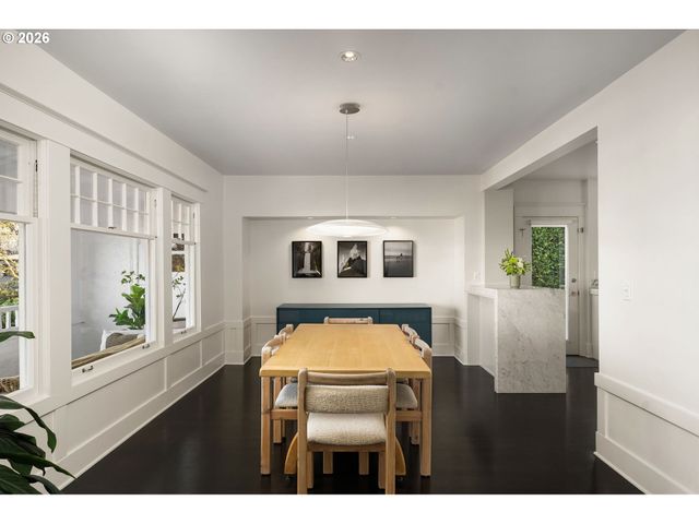 840 Nw SUMMIT Ave, Portland, OR 97210