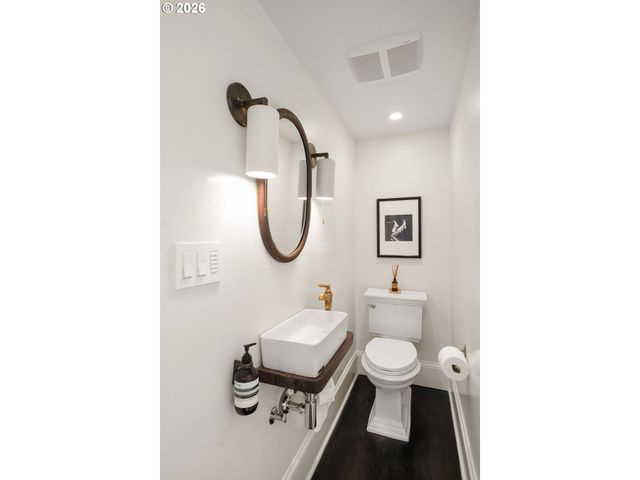 840 Nw SUMMIT Ave, Portland, OR 97210