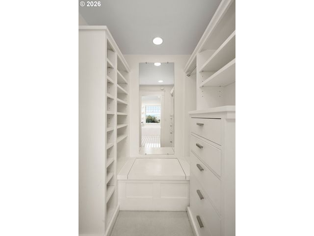 840 Nw SUMMIT Ave, Portland, OR 97210