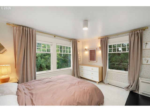 840 Nw SUMMIT Ave, Portland, OR 97210