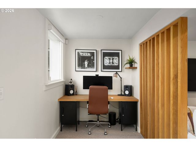 840 Nw SUMMIT Ave, Portland, OR 97210