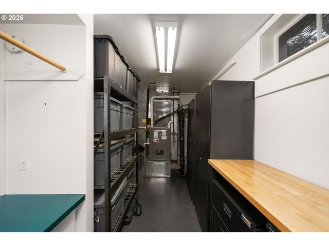 840 Nw SUMMIT Ave, Portland, OR 97210