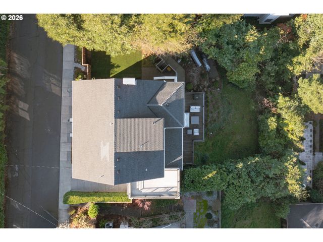 840 Nw SUMMIT Ave, Portland, OR 97210