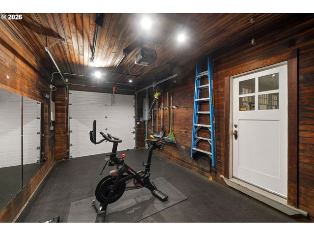 840 Nw SUMMIT Ave, Portland, OR 97210