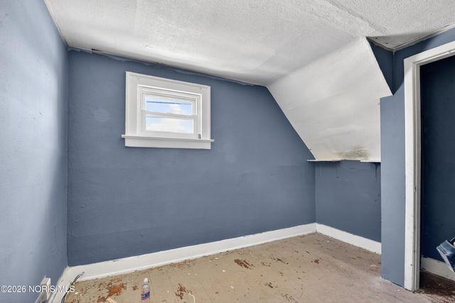 1402 Prouty Avenue, Toledo, OH 43609