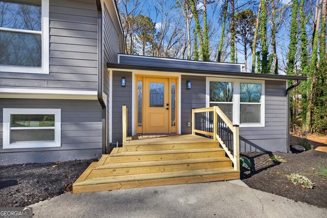 13 Perthshire Drive, Peachtree City, GA 30269