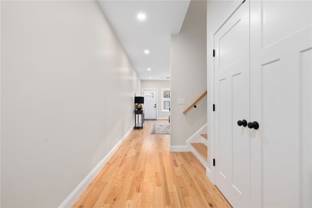 2907 Post Road 5, Warwick, RI 02886