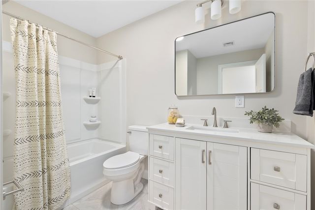 2907 Post Road 5, Warwick, RI 02886