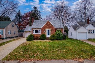 2803 Daleford Avenue NE, Canton, OH 44705