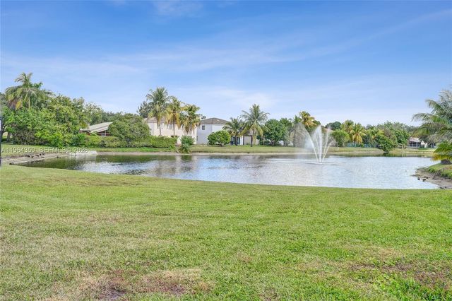 2421 SW 103rd Way, Miramar, FL 33025
