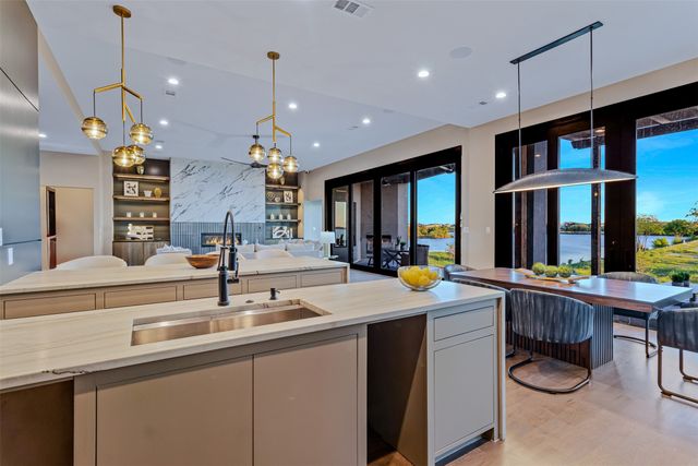 1960 Noe Boulevard, Heath, TX 75126