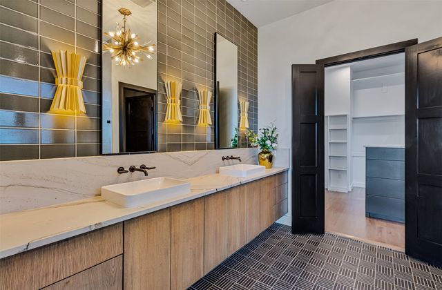 1960 Noe Boulevard, Heath, TX 75126