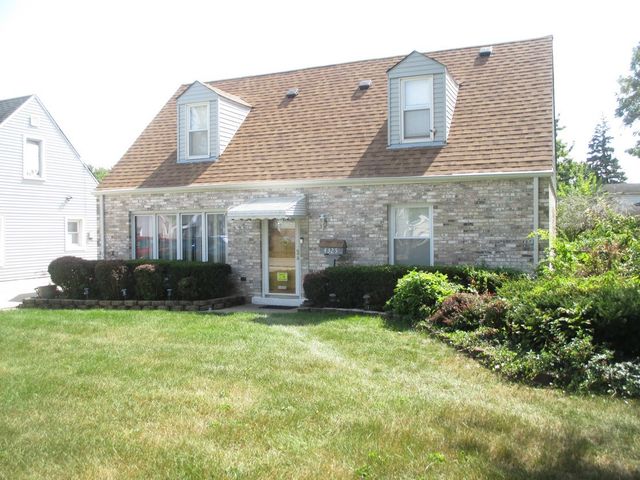 4325 W 99th Place, Oak Lawn, IL 60453