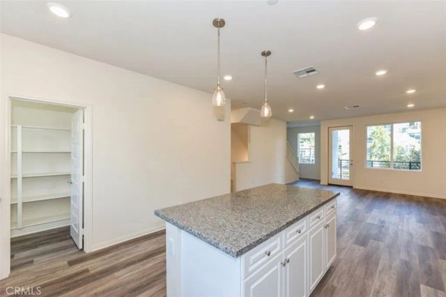 106 Unity, Irvine, CA 92614