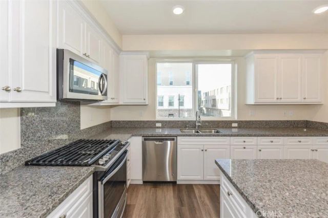 106 Unity, Irvine, CA 92614