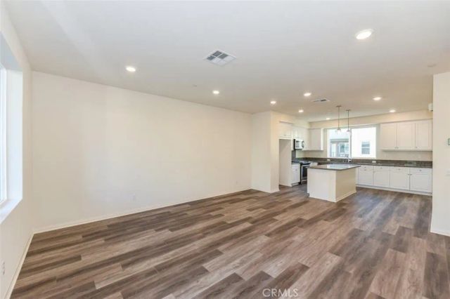 106 Unity, Irvine, CA 92614