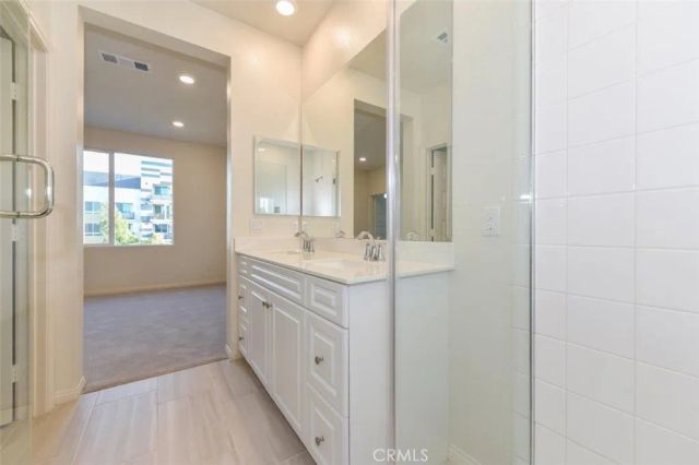 106 Unity, Irvine, CA 92614