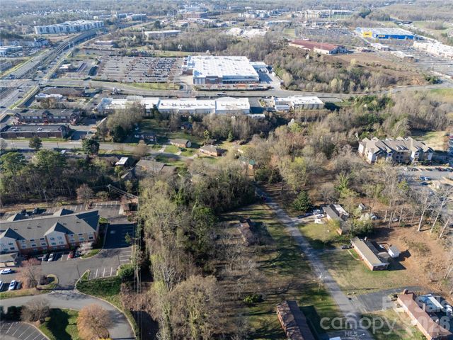 300 Clark Boulevard, Charlotte, NC 28262