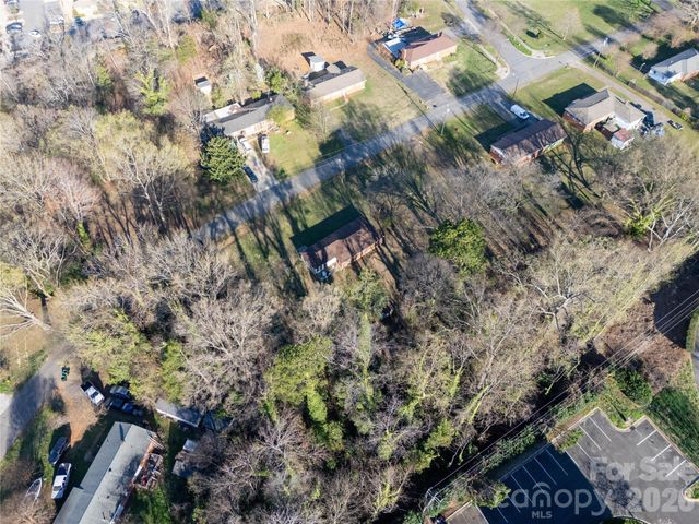 300 Clark Boulevard, Charlotte, NC 28262