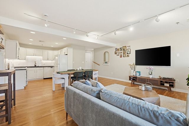 12 Benton St 4, Stoneham, MA 02180