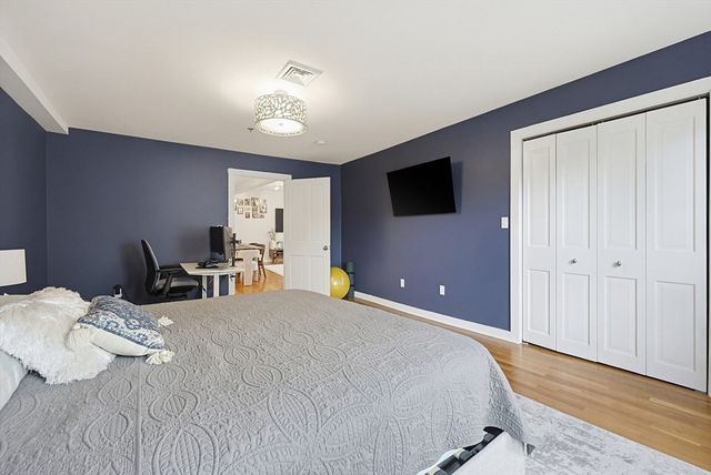 12 Benton St 4, Stoneham, MA 02180