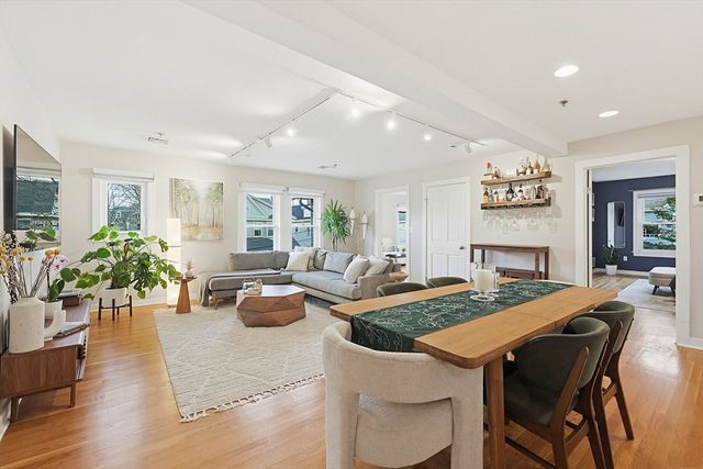 12 Benton St 4, Stoneham, MA 02180