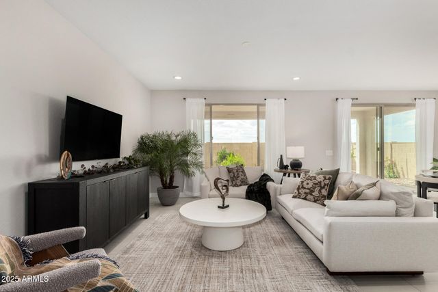 4875 W PICACHO Drive, Eloy, AZ 85131