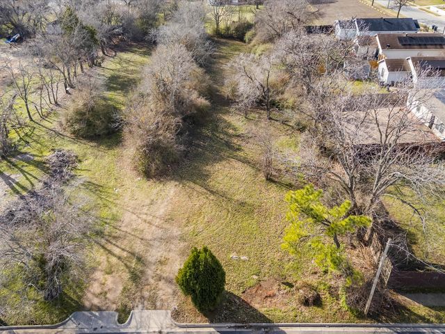 5204 Anderson Street, Fort Worth, TX 76105