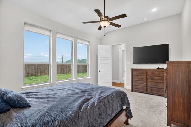 2313 Meek Woods Lane, Mansfield, TX 76063
