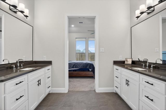 2313 Meek Woods Lane, Mansfield, TX 76063