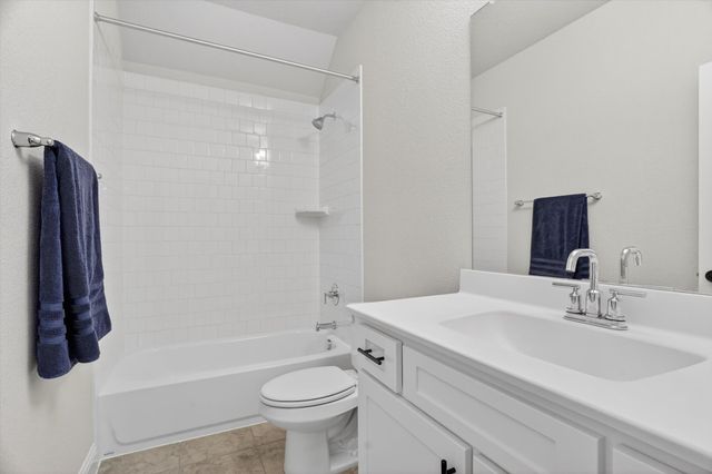 2313 Meek Woods Lane, Mansfield, TX 76063