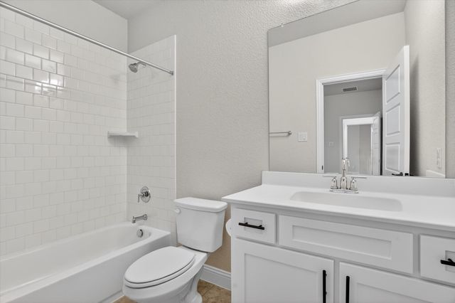2313 Meek Woods Lane, Mansfield, TX 76063