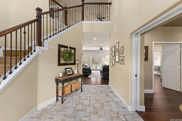 112 Cibolo Hollow N, Boerne, TX 78015