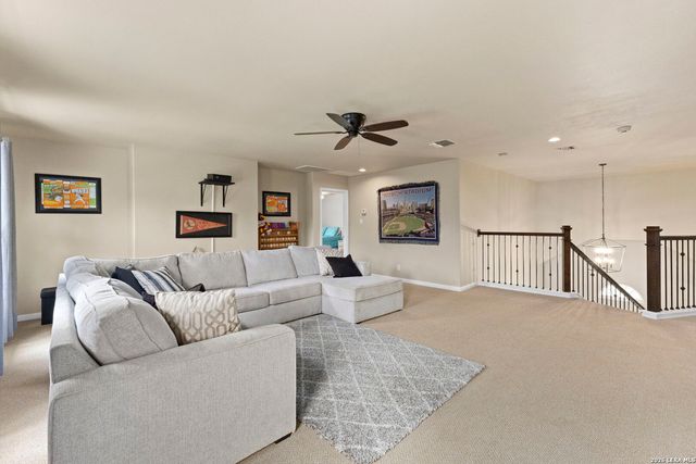 112 Cibolo Hollow N, Boerne, TX 78015