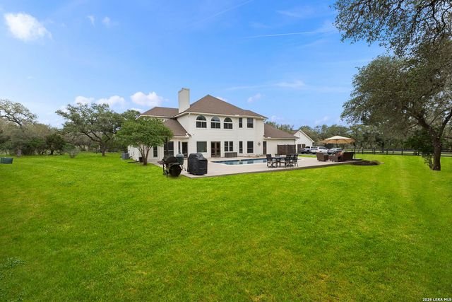 112 Cibolo Hollow N, Boerne, TX 78015
